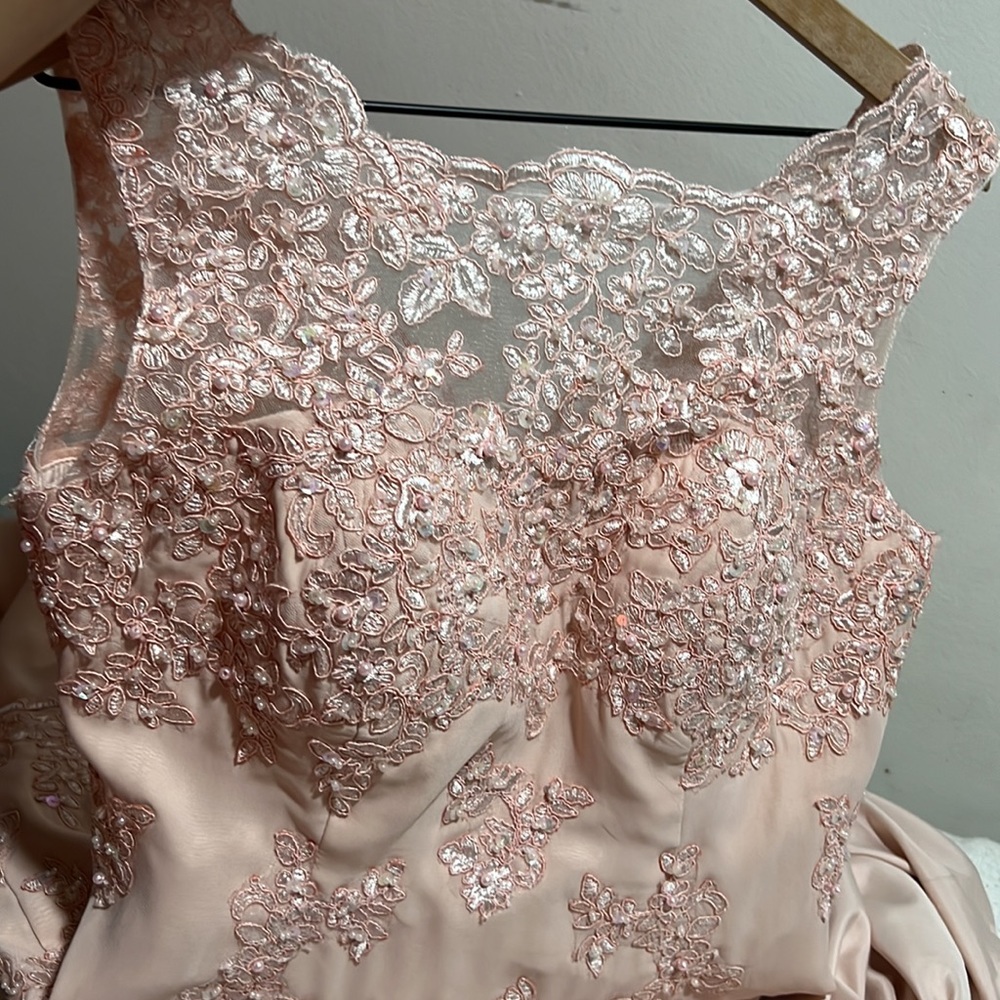 Hebeos Drees - Picture 7 of 11